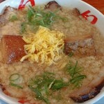 幻のラーメン亭 - チャーシュー麵。背脂いっぱい