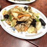 とんちゃんラーメン - 野菜炒め単品　モヤシがなくなったので、モヤシ抜きでいいですか？とのことで、モヤシ嫌い目の私はラッキーでした！　野菜のみの八宝菜の4種野菜みたいな具材　byまみこまみこ