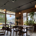 Midtown BBQ Mie - 店內