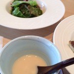 ちかゑ - サラダとジャガイモのスープ