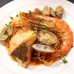 フォルトゥーナ - 魚介たっぷりペスカトーレロッソ　フォルトゥーナ風