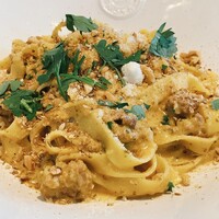 Trattoria Tabule - サルシッチャとブロッコリーのラグーキッタラ トルコスパイスの香り　コリアンダーとクミンにバジルの葉　どれもチーズに合うもので組み合わせを考えたことがなかったけど今後こうしようかと思ったくらい。よくあいますね。