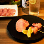 焼肉 HITOMI - 料理写真:ネギタン、厚切りタン、タン塩
