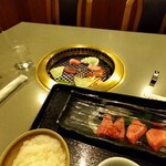 焼肉・鉄板焼ステーキ 橘通りミヤチクAPAS - 