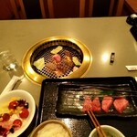 焼肉・鉄板焼ステーキ 橘通りミヤチクAPAS - 