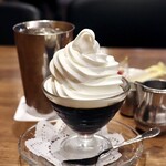 CAFE LE PIN - コーヒーゼリー＆ソフトクリーム
