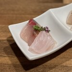 酒肴場 屯 - ヒラマサ、イサキ、メイチダイ