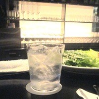 THE COSMOPOLITAN GRILL BAR TERRACE - 2014/3月　ＢＡＲカウンターで飲むジン