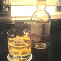 THE COSMOPOLITAN GRILL BAR TERRACE - キリンシーグラムのシングルモルト50度です！