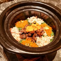 北新地焼肉 きらく - 本日の和牛釜飯