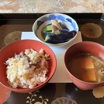 ぬなわや - 三田牛の土鍋ご飯、香の物、留椀