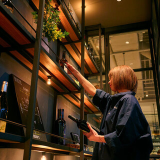 In-store seller's natural wines can all be enjoyed by the glass.