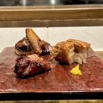 中華ダイニング 一途一心 - 皮がカリカリのチャーシュー、甘い味付けのチャーシュー、鳩！全部超うめえええええええ！！！