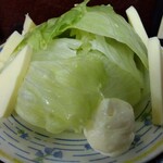 鶴亀 - チーズレタス 300円(税込)(2024年5月7日撮影)