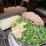 もんじゃ・鉄板焼き いろは歌 銀座コリドー店 - 