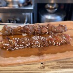 草原の料理 スヨリト - スヨリト(ラムバラ軟骨、ラム肩ロース)