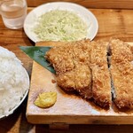 とんかつ紅の豚 - 