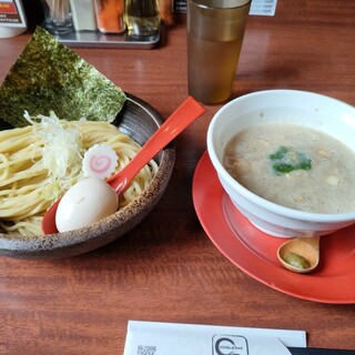 オクトタマラン