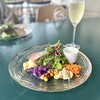 夜景の見えるレストラン YOUR TABLE - 前菜盛り合わせ、スパークリングワイン