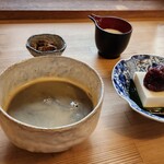 季より - 焙煎豆から挽いたコーヒーと甘味