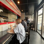 麺処 おぐら - カウンターのみ