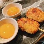 串焼炉端 三代目 巌流 - 生つくね卵黄