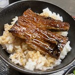 本格炭焼うな吉 - 