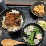 本格炭焼うな吉 - 