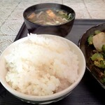 すずらん食堂 - やわらかご飯に玉子焼きが入ったミニ沖縄そば