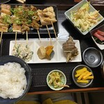 二升五合 - 串焼定食　¥880