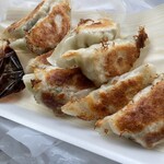 ぎょうざの店 黄楊 - 持ち帰り餃子(8個)¥420