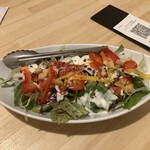 和み屋 - 何かのサラダ