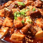 牛肉煮込み料理麻婆豆腐味