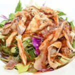 蒸し鶏サラダ