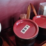 新広島 らーめん 味喜 - 卓上