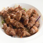 ラム肉の串焼きクミリ風味