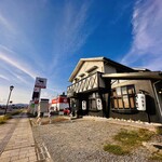 炭火焼肉うしまつ - 外観