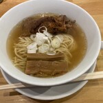 人類みな家族 大阪本店 - らーめんmacro 厚切り焼豚