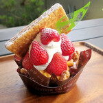 メゾン コートダジュール - サクサクのパイ生地には､