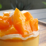 メゾン コートダジュール - マンゴープリンの上には､