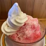 コメダ珈琲店 - ミニ いちごかき氷→ソフトクリーム＋練乳付き710円税込