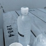 1954 Fukuoka - 暑かったからお水グビグビ