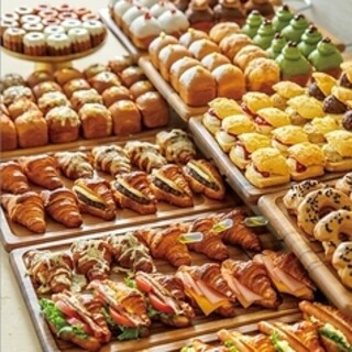 BAKERY RESTAURANT C_0