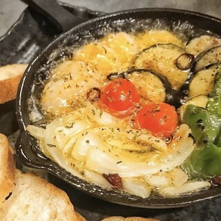 お酒に合うアテがたくさん！