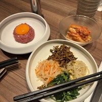 焼肉うしごろ 新宿三丁目店 - 
