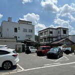 水車生そば - 駐車場より