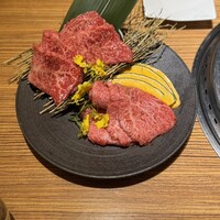 焼肉 しんうち 神楽坂 - 