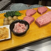 仙台牛と和風個室 すていき小次郎 - 