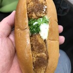 丸十ベーカリー - 牡蠣のパン