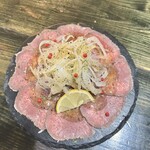 池袋の肉バル Carne - 牛タンのマリネ